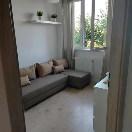 Oliwa - Msciwoja Ii 50, Do Morza 1,9km, 750m Skm Oliwa, 1,1km Park Oliwski * Gdańsk