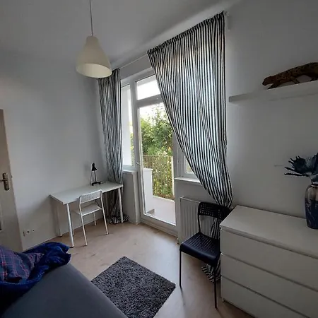 Oliwa - Msciwoja Ii 50, Do Morza 1,9km, 750m Skm Oliwa, 1,1km Park Oliwski *