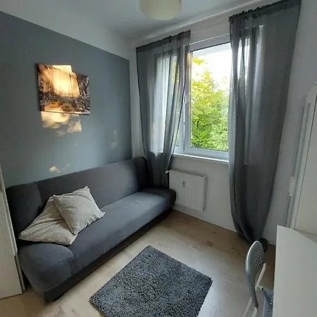 Oliwa - Msciwoja Ii 50, Do Morza 1,9km, 750m Skm Oliwa, 1,1km Park Oliwski